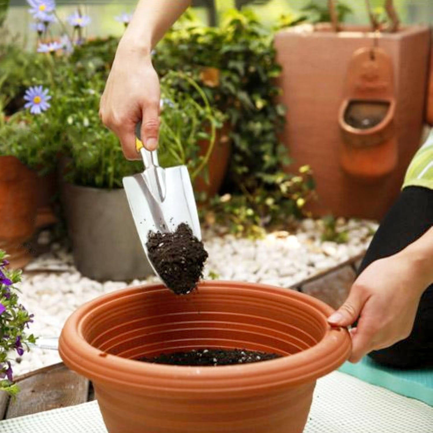 Trowel Garden Tool Gardening Shovel, Stainless Steel Hand Shovel with Rubber Handle, Garden Hand Tools for Men, Women and Kids.