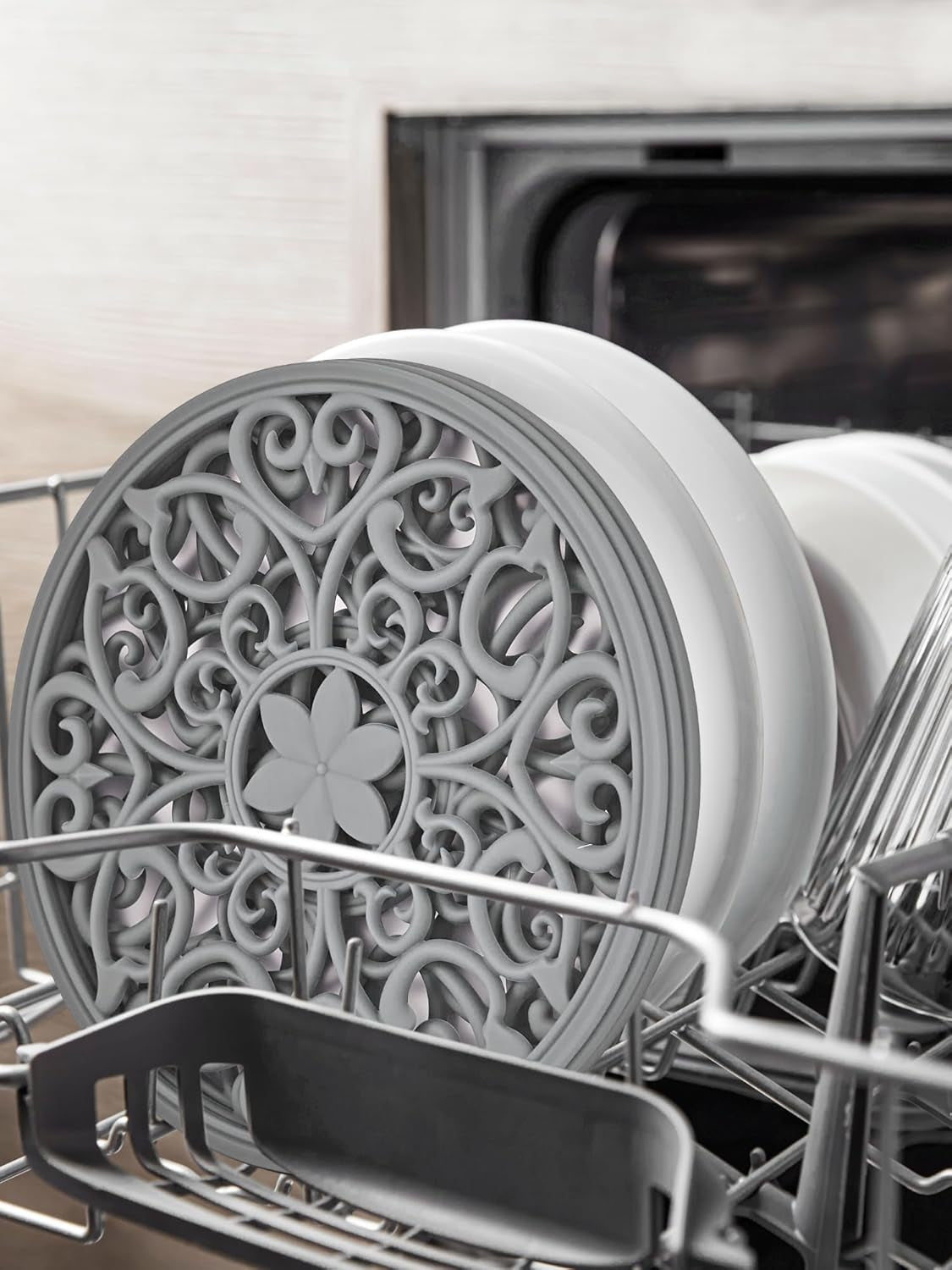 3 Set Silicone Trivet Mats, Multi-Use Carved Trivet Mat, Insulated Non-Slip Durable Kitchen Mats, Flexible Modern Kitchen Table Mat, for Hot Dishes, Pots, Dining Countertop, Grey, STM413H