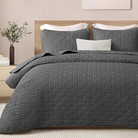 Queen Size Quilted Bedding Set with Stitched Grid Design, Lightweight Grey Bedspread and Pillow Shams for Year-Round Comfort (Includes 1 Quilt and 2 Pillow Shams)