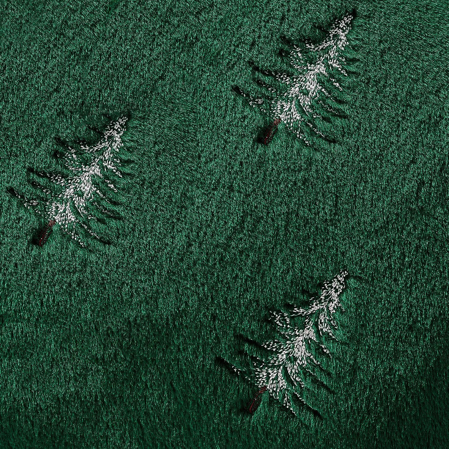 Christmas Decorative Pillow Covers Set of 2 Faux Fur Throw Pillows with Embroidered Christmas Tree 18X18 Inch Green White Winter Couch Covers for Festival Sofa Bedroom Living Room Home Decor