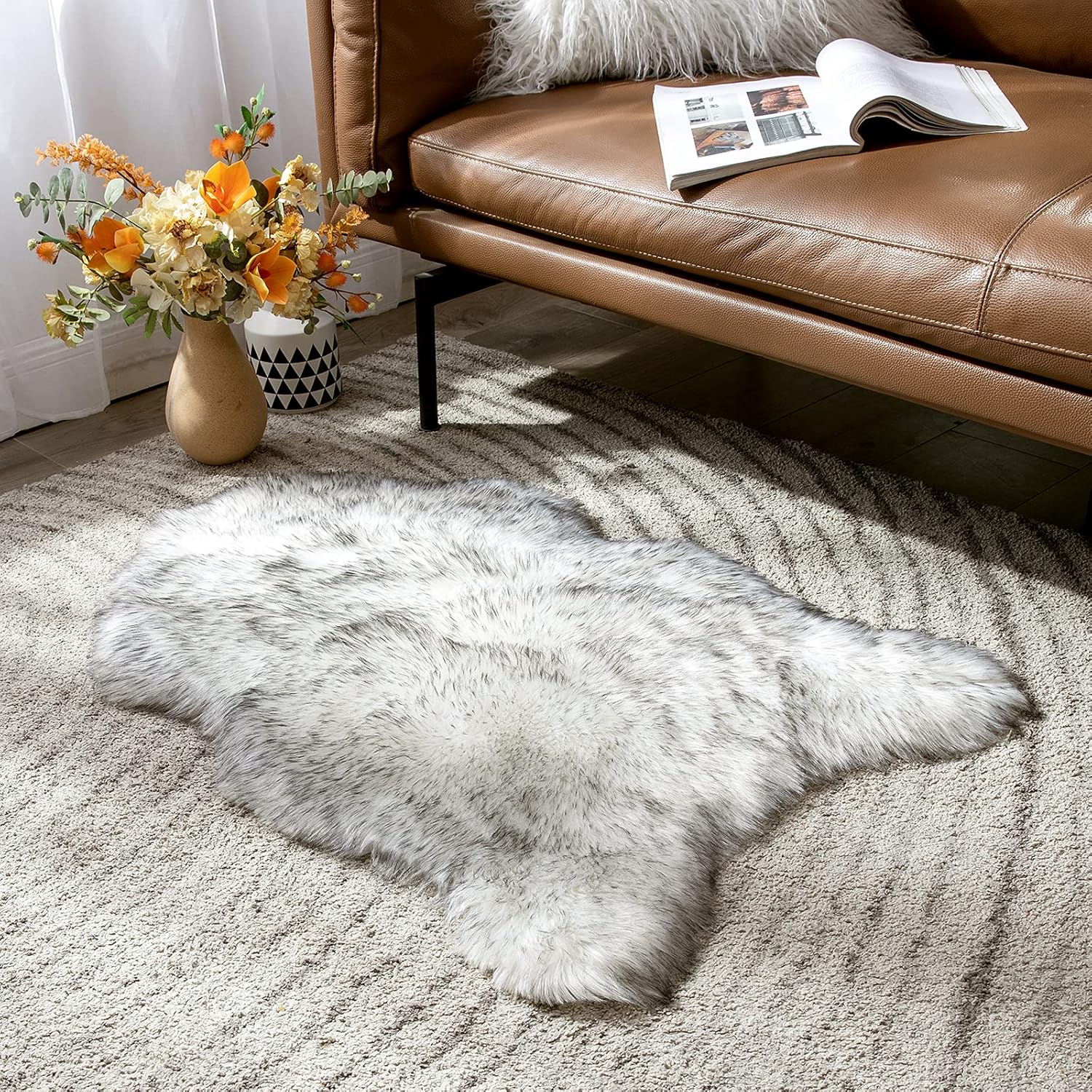 Fluffy Rug Soft Shaggy Faux Fur Area Rug Luxury Plush Sheepskin Carpet for Bedroom Living Room Sofa Chair 2 X 3 Feet, Gradient Grey