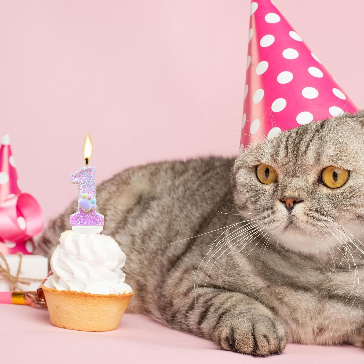 Cat and Dog Paw Number Candles for Cake Decoration, Pink Kitten Paw Number 4 Candle, Dog Themed Birthday Cake Topper for Party Decorations