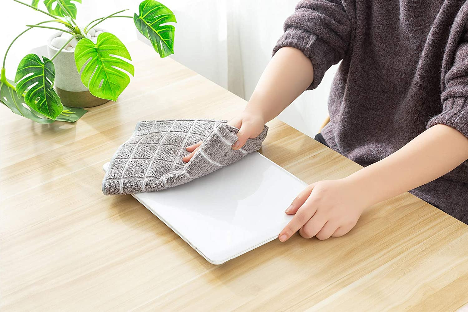 Microfiber Dish Towels - Soft, Super Absorbent and Lint Free Kitchen Towels - 8 Pack (Lattice Designed Gray Colors) - 26 X 18 Inch