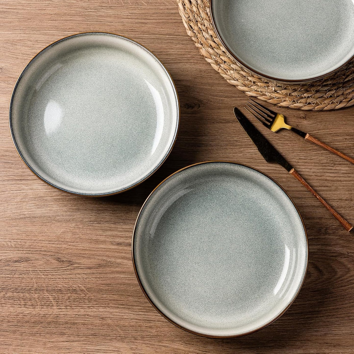 Large 9-Inch Ceramic Pasta Bowls Set of 4, 38oz Stoneware Serving Bowls for Kitchen, Versatile Wide Bowls for Fruit, Pasta, Salad, Oatmeal, Microwave Safe with Reactive Glaze in Green Wheat