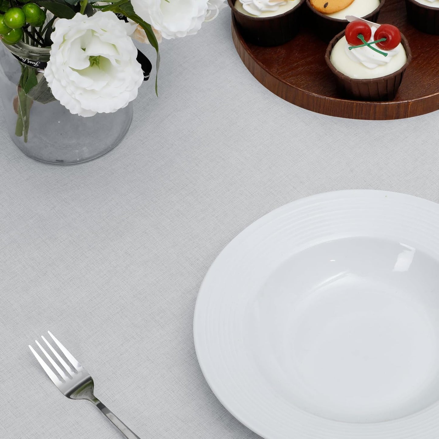 Faux Linen Waterproof Spill-Proof Tablecloth Stain Resistant round Table Cloth Wrinkle Free Decorative Fabric for Kitchen, Dining, Party, Weddings, Restaurants (70 In-Round, Grey)