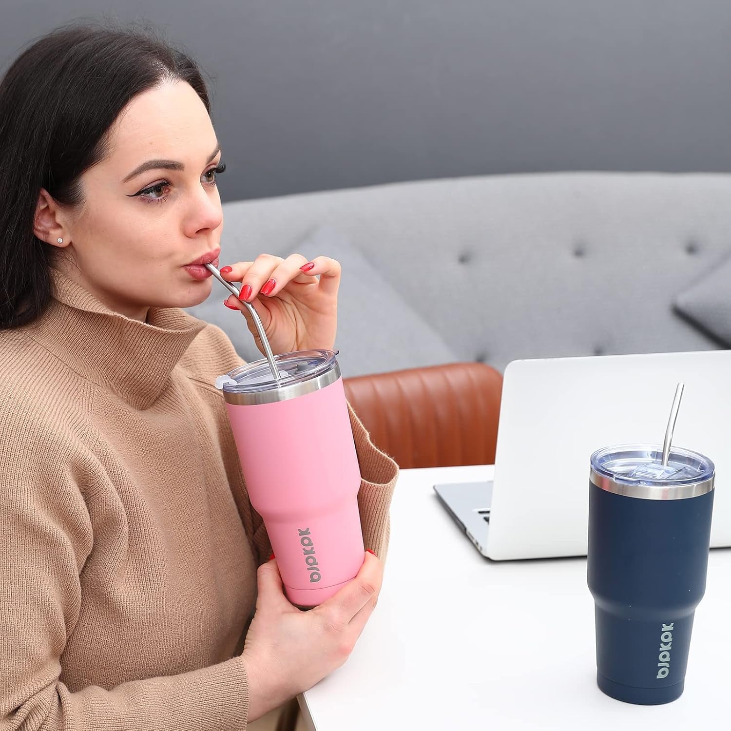 30Oz Insulated Tumbler with Lids and Straw, Stainless Steel Travel Coffee Tumbler,Powder Coated Travel Mug,Light Pink