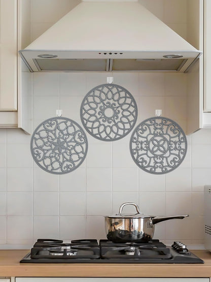 3 Set Silicone Trivet Mats, Multi-Use Carved Trivet Mat, Insulated Non-Slip Durable Kitchen Mats, Flexible Modern Kitchen Table Mat, for Hot Dishes, Pots, Dining Countertop, Grey, STM413H