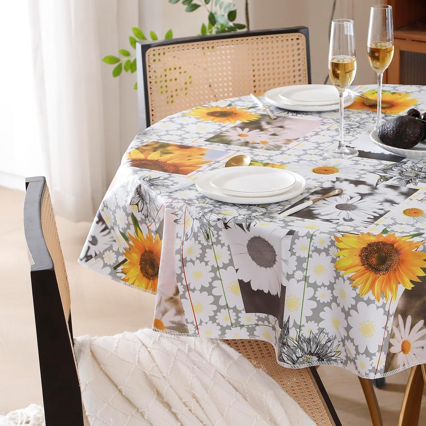 Round Vinyl Tablecloth with Flannel Backing Waterproof Oil-Proof PVC Table Cloth Stain-Resistant Wipeable Table Cover for round Table(48" Round)