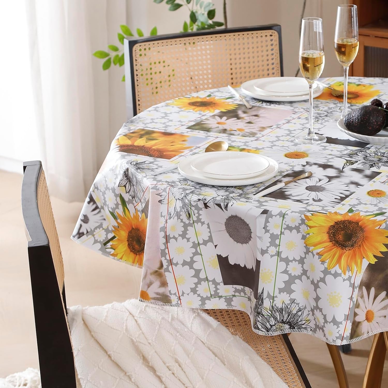 Round Vinyl Tablecloth with Flannel Backing Waterproof Oil-Proof PVC Table Cloth Stain-Resistant Wipeable Table Cover for round Table(48" Round)