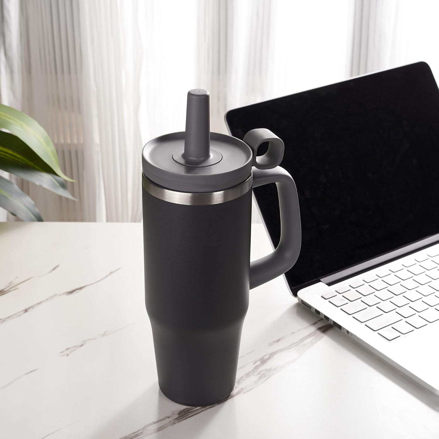 32Oz Tumbler, Insulated Stainless Steel Water Bottle with Straw, Cover Cap, Leak Proof Travel Tumbler with Handle, Bpa-Free, Cupholder Friendly, Gifts for Women & Men, Black