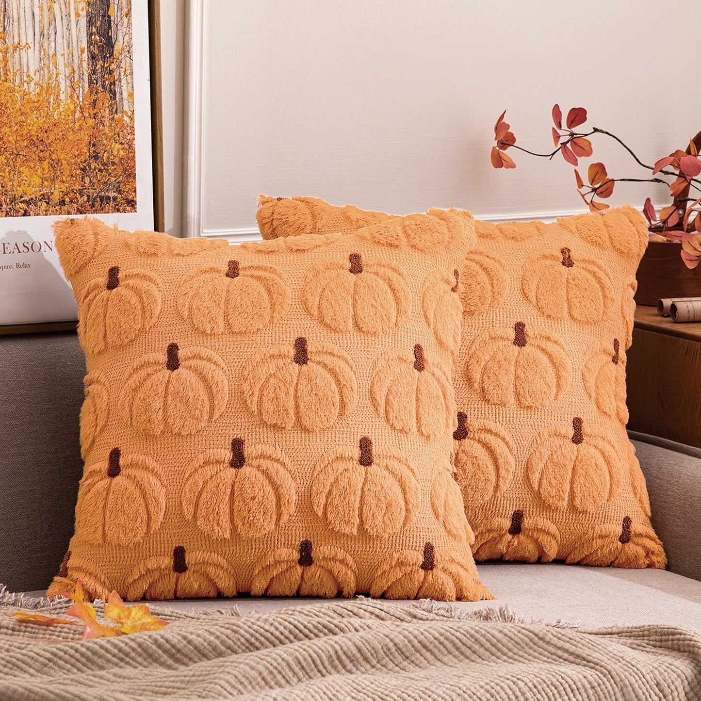 Autumn-Inspired Pumpkin Decorative Throw Pillow Covers - Set of 2, 18 x 18 Inches, Soft Plush Faux Fur for Farmhouse and Halloween Décor