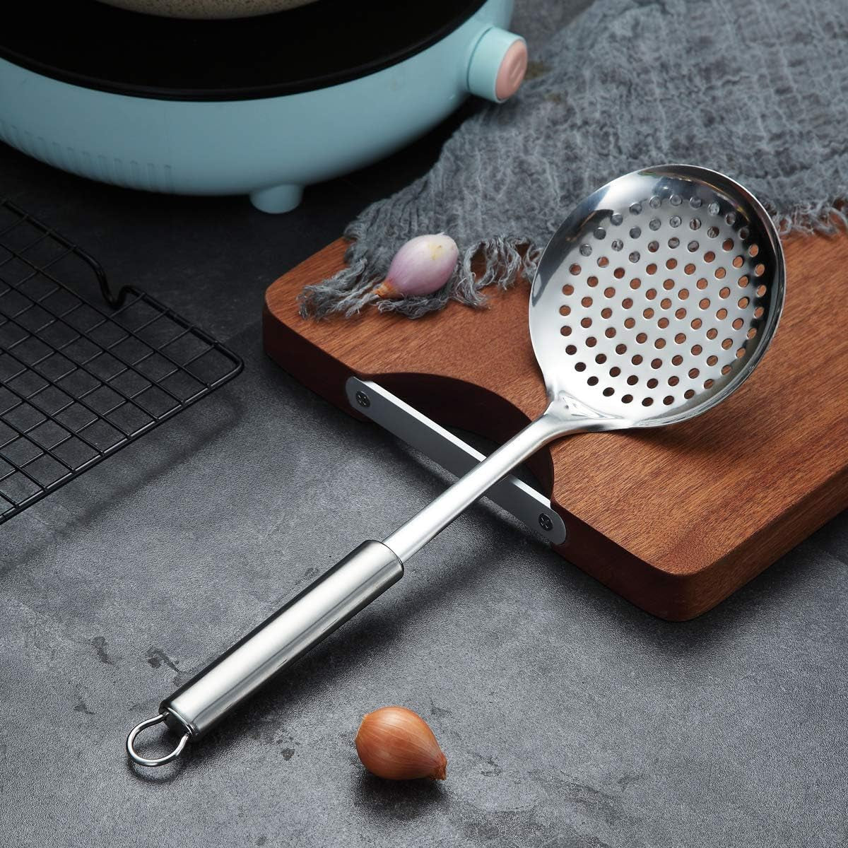 Stainless Steel Slotted Skimmer Spoon for Efficient Straining in Culinary Applications