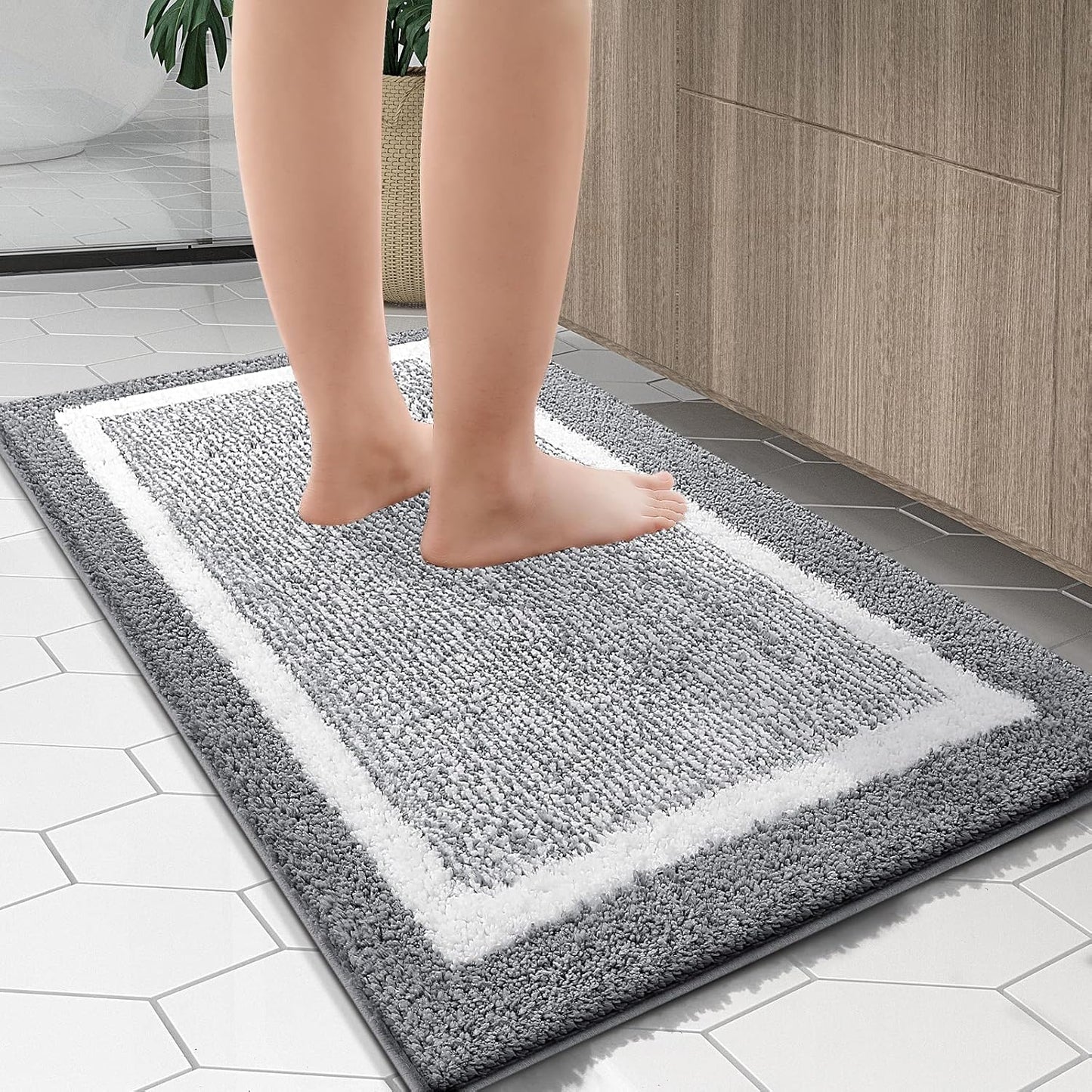 Bathroom Rugs 24X16, Extra Soft and Absorbent Microfiber Bath Mat, Non-Slip, Machine Washable, Quick Dry Shaggy Bath Carpet, Suitable for Bathroom Floor, Tub, Shower (Small, Grey)