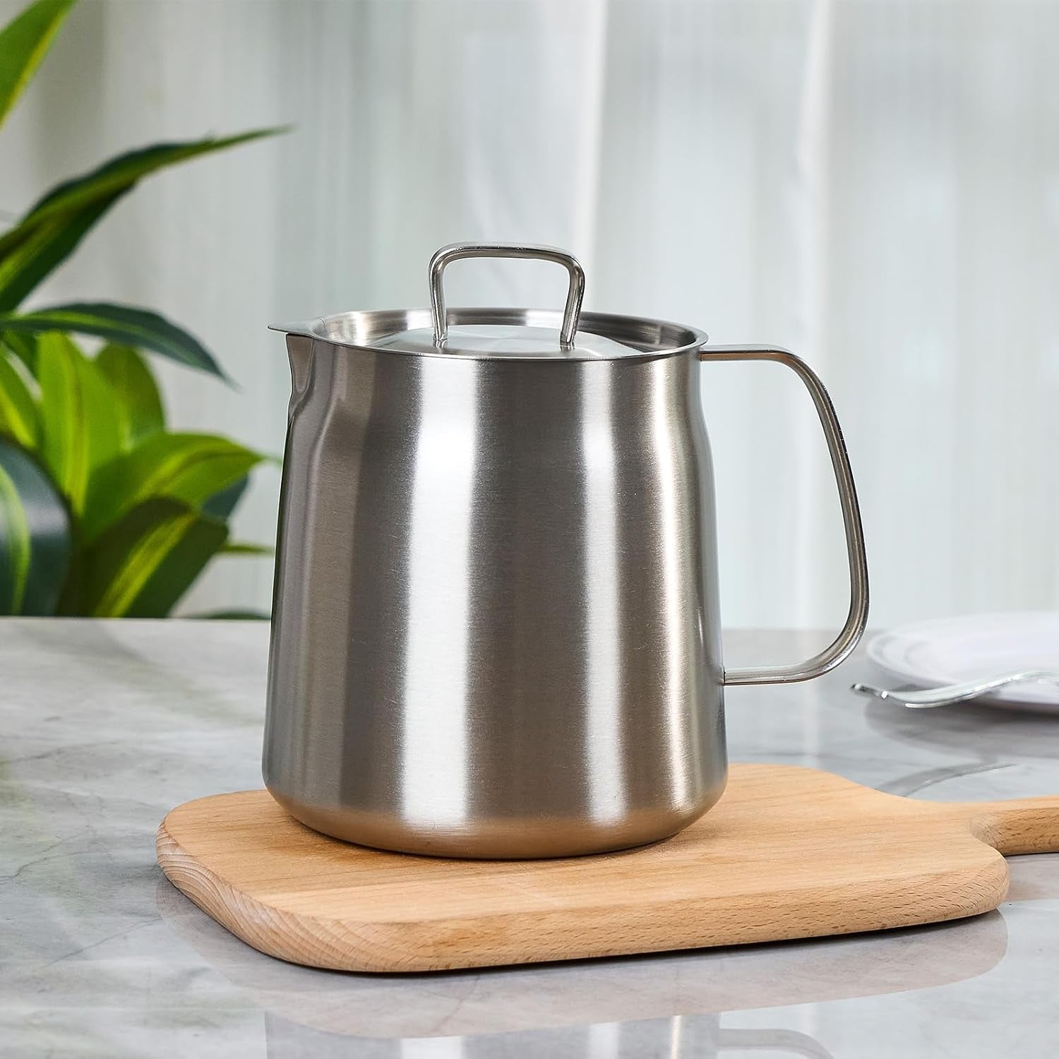 68Oz/2L 304 Stainless Steel Oil Container, Cooking Oil Filter Pot with Mesh Strainer, Grease Container with Lid for Kitchen, Dishwasher Safe