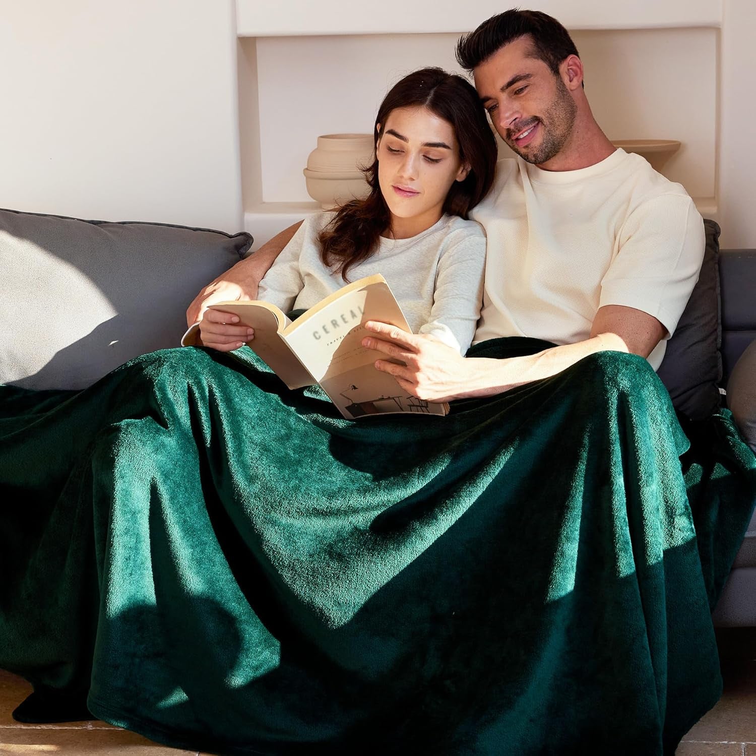 Extra Large Forest Green Fleece Throw Blanket - 300GSM Super Soft and Warm, Cozy and Lightweight for All Season Use, 50x70 Inches