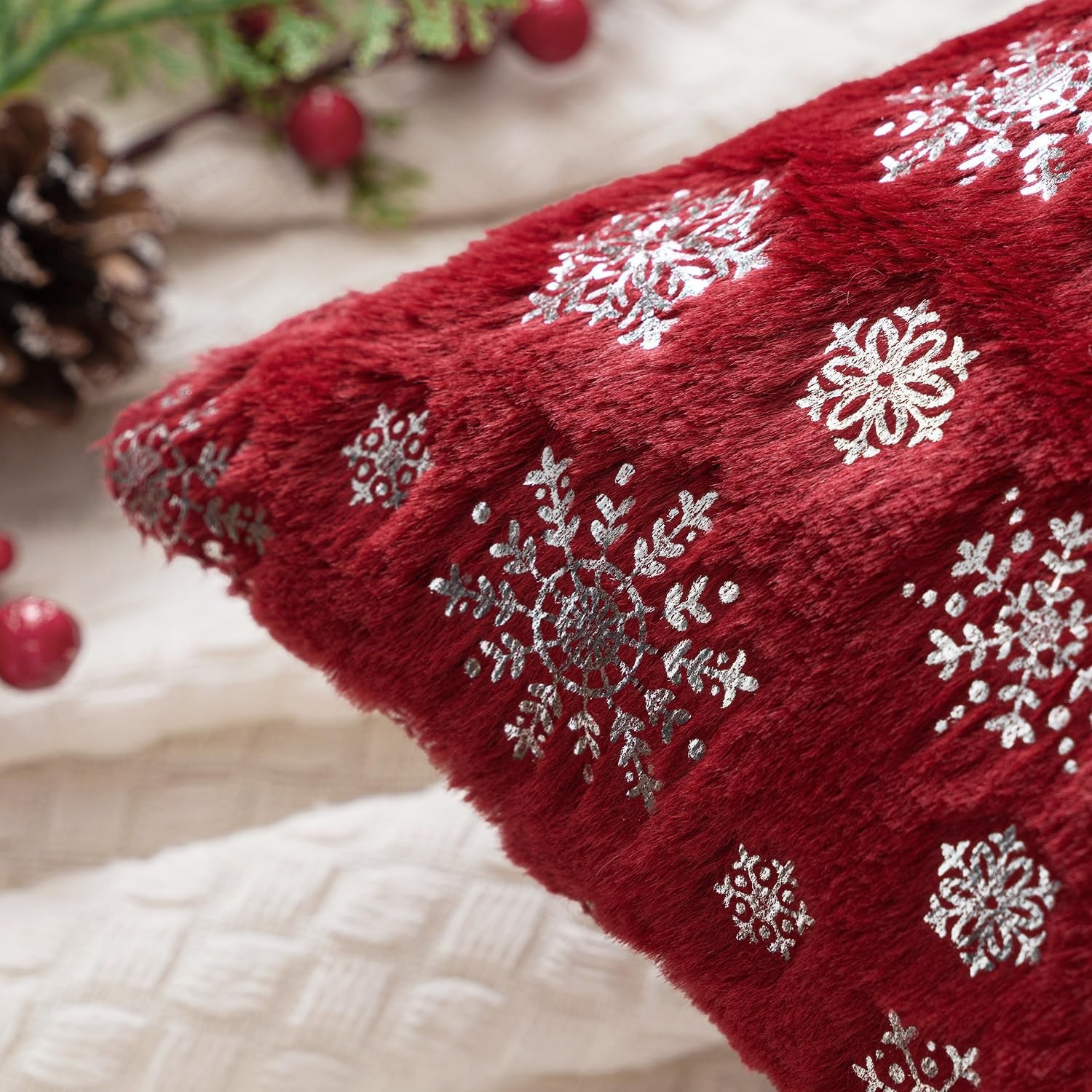 Christmas Burgundy Throw Pillow Covers Set of 2 Snowflakes Decorative Winter Couch Pillowcases 18×18 Inch Soft Plush Faux Fur Farmhouse Home Holiday Festival Decors for Sofa Living Room Bed