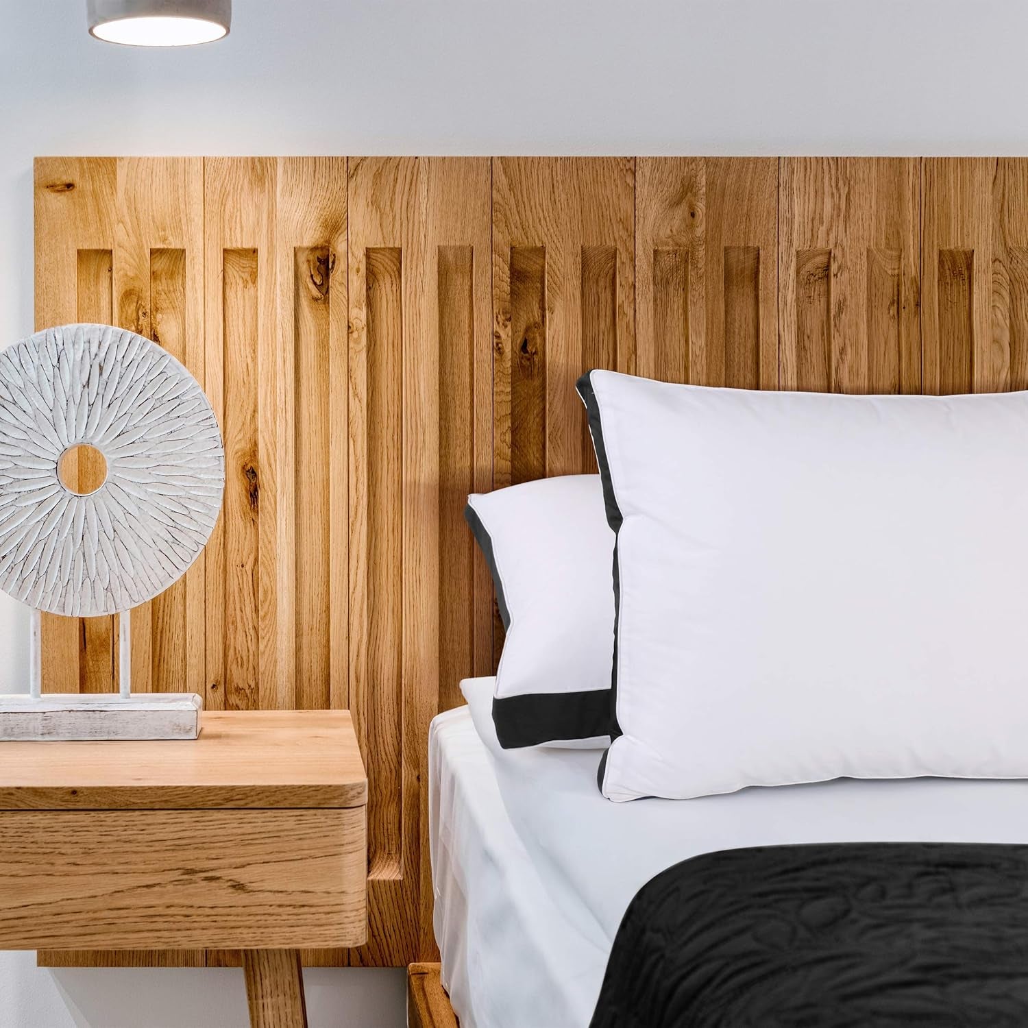 Bed Pillows for Sleeping Queen Size (Black), Set of 2, Cooling Hotel Quality, Gusseted Pillow for Back, Stomach or Side Sleepers