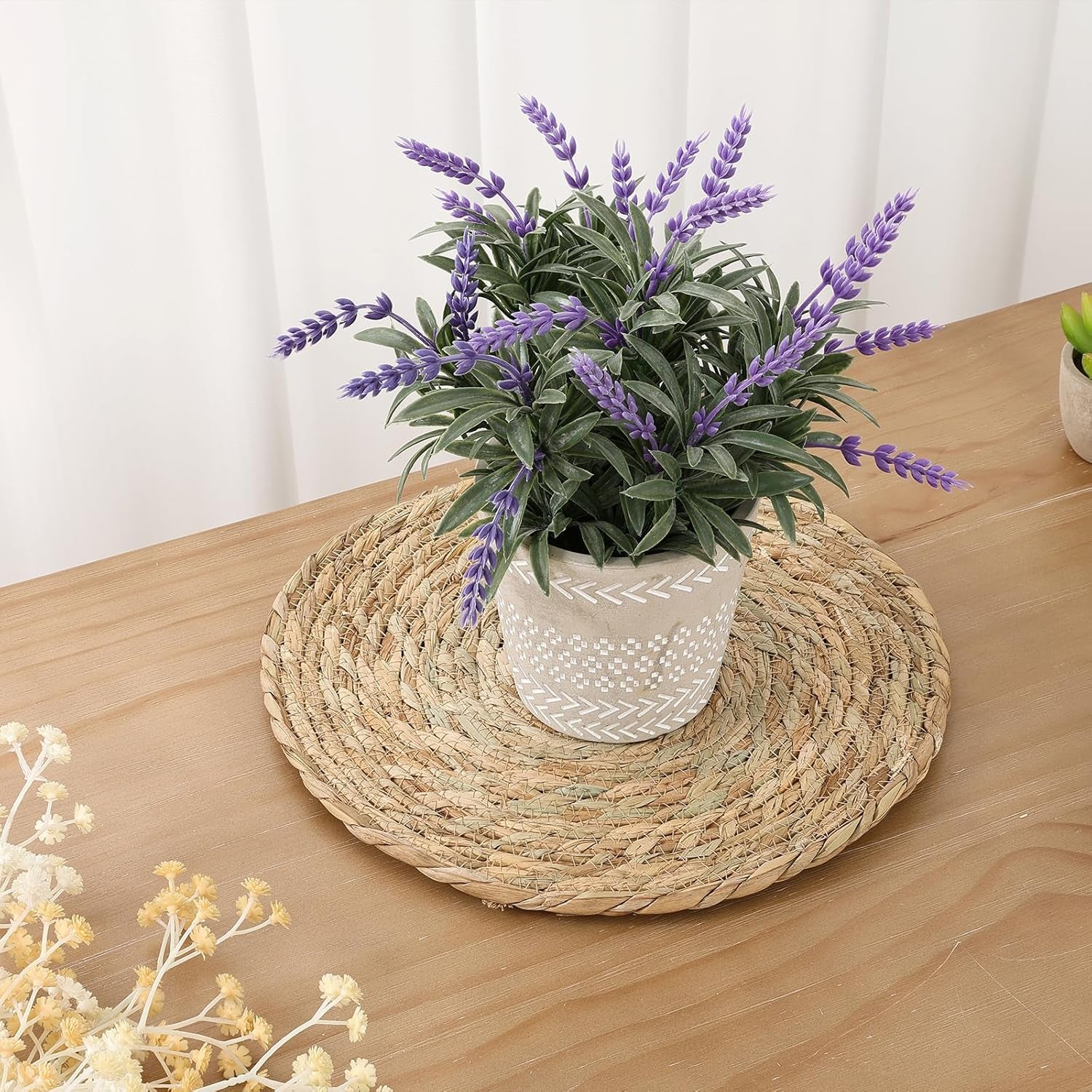 4 Pcs 12 Inch round Woven Placemats, Natural Rattan Braided Place Mats for Dining Table, Wicker Chargers Boho Rustic Farmhouse Heat Resistant Table Mats