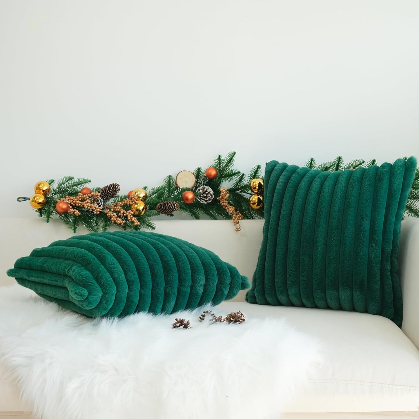 Pack of 2 Faux Fur Plush Decorative Throw Pillow Covers Couch Cushion Case Soft Pillowcases (Dark Green, 20 X 20-Inch)