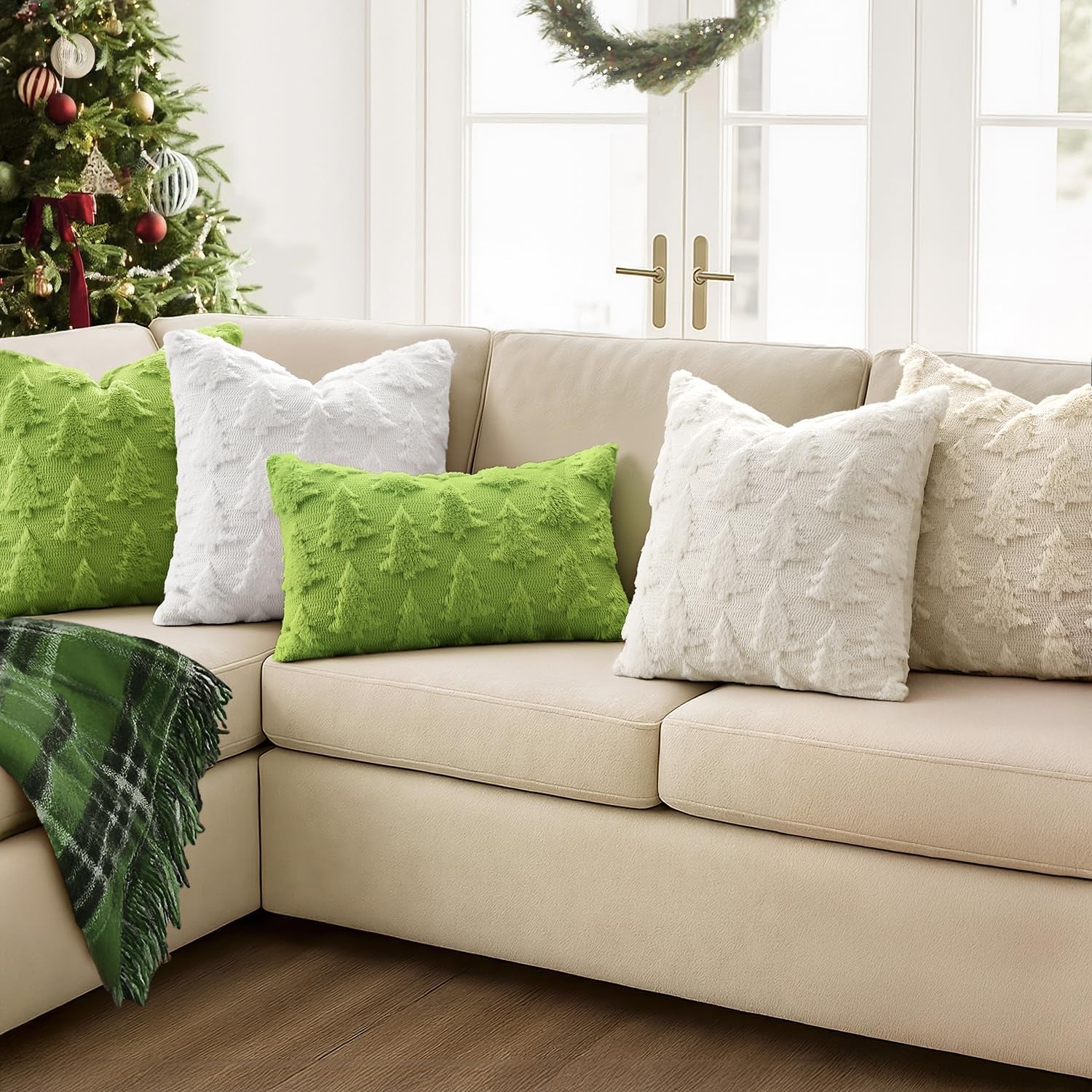 Christmas Throw Pillow Covers Green Christmas Decorations Set of 2 Xmas Tree 18X18 Pillow Covers Soft Plush Faux Wool Pillowcases Holiday Festivals Winter Home Decor Sofa Couch Bed Porch