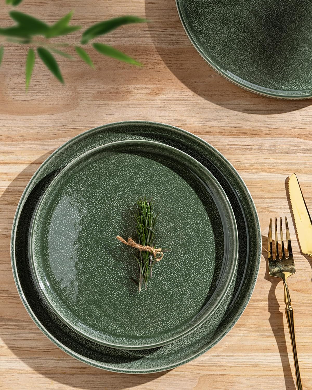 Stoneware Dinnerware Set for 4 - Round Reactive Glaze Ceramic Plates and Bowls, 12-Piece Set, Highly Scratch Resistant, Dishwasher and Microwave Safe