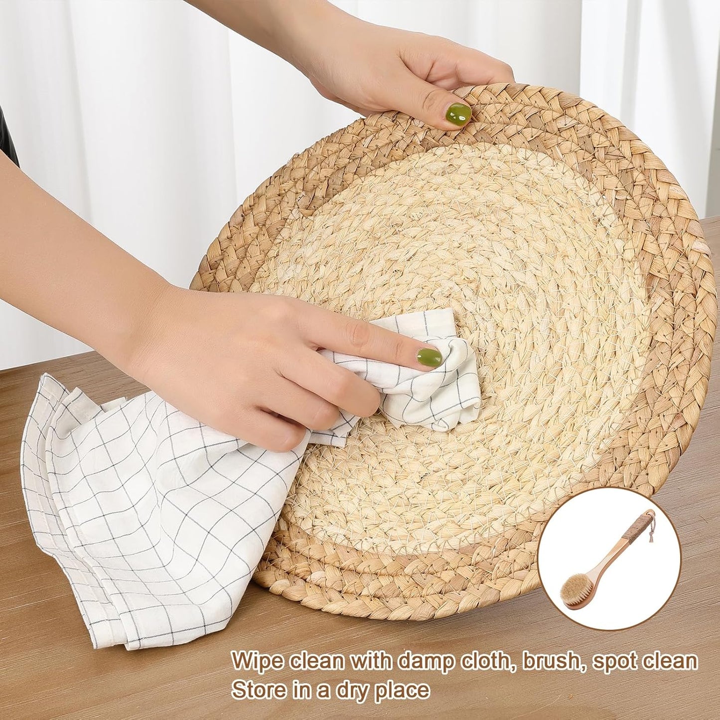 12 Inch Natural Corn Husk Water Hyacinth Woven Braided round Placemats Set of 4 Boho Place Mats Straw Rattan Wicker Table Centerpiece Mats Plate Chargers for Home Party Table Decoration