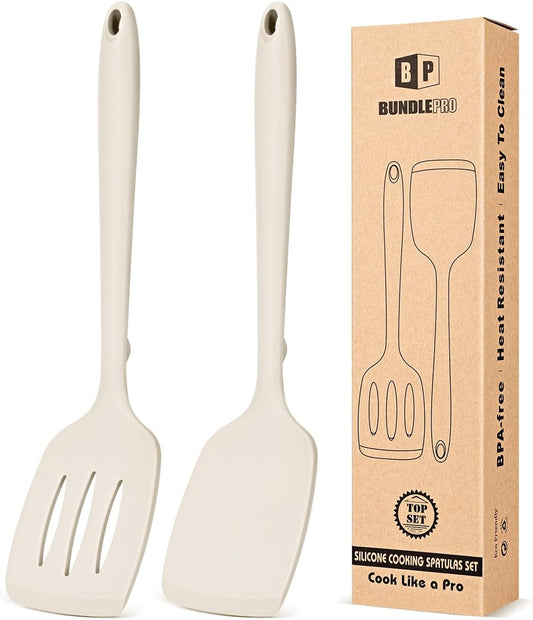 Pack of 2 Silicone Spatula Turners, Non Stick Slotted Kitchen Spatula Set, Heat Resistant BPA Free Kitchen Utensils, One-Piece Design, Suitable for Flipping Fish, Eggs, Steak, Pancakes(Khaki)