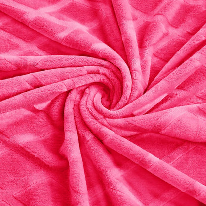 Lightweight Fleece Throw Blanket in Soft Hot Pink with Decorative Pattern, Ideal for Couch and Sofa Bed, 50x70 Inches, All-Season Use