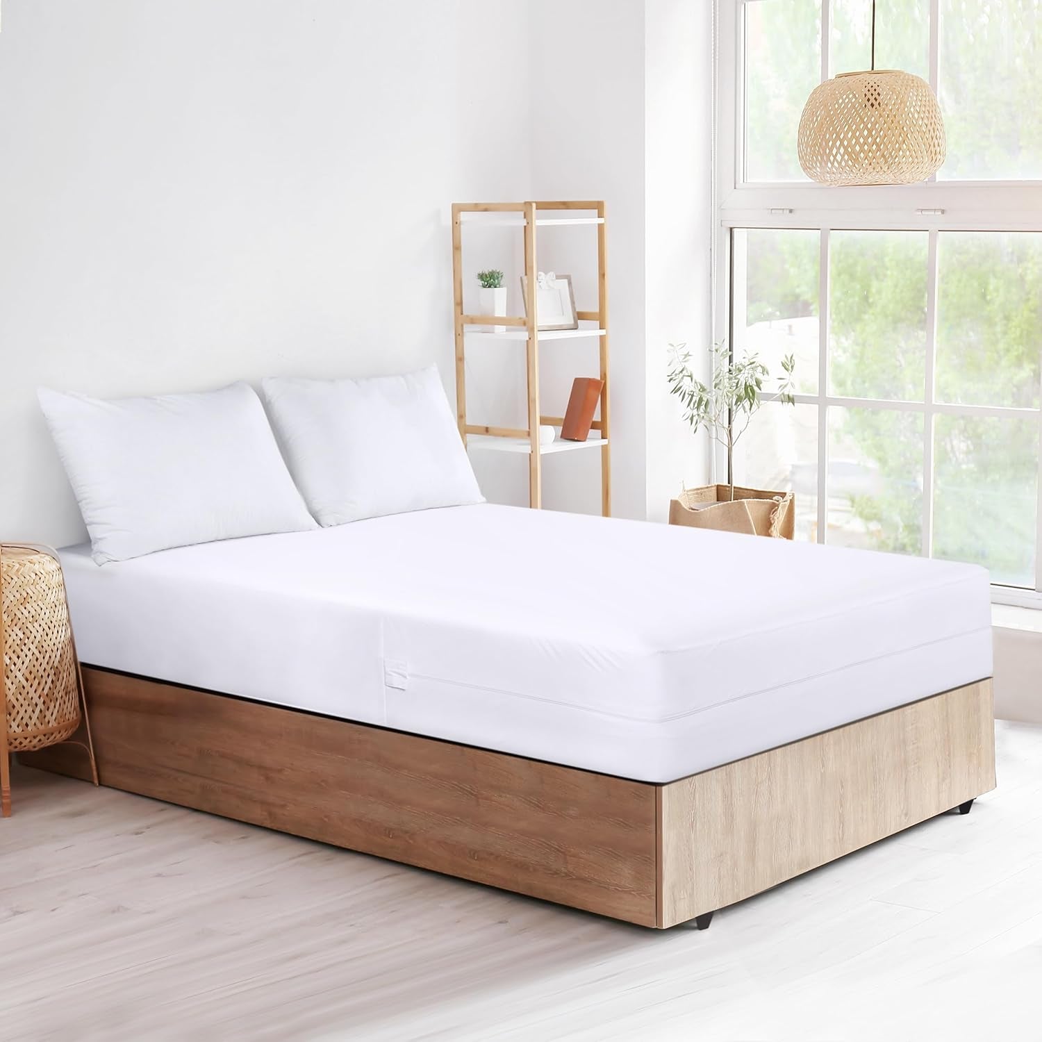 Zippered Mattress Encasement Queen, 100% Waterproof Bed Bug and Dust Mite Proof Mattress Protector, Absorbent Six-Sided Mattress Cover